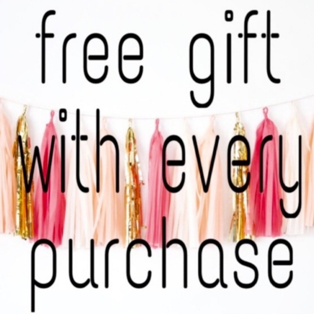 🦄FREE GIFT WITH PURCHASE OF $15 OR MORE🦄 - Picture 1 of 1
